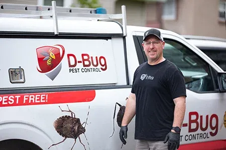 d bug pest technician